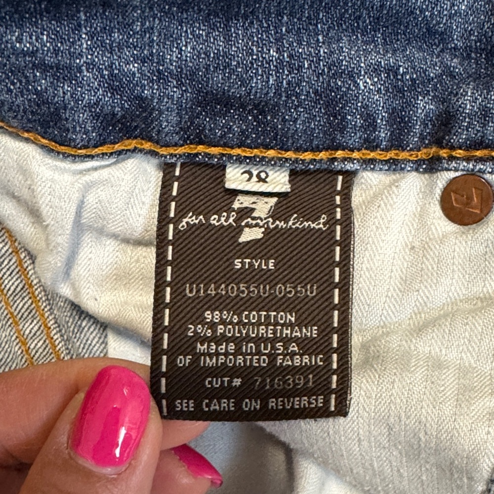 7 For All Mankind classic blue denim straight leg jeans. - Picture 8 of 15